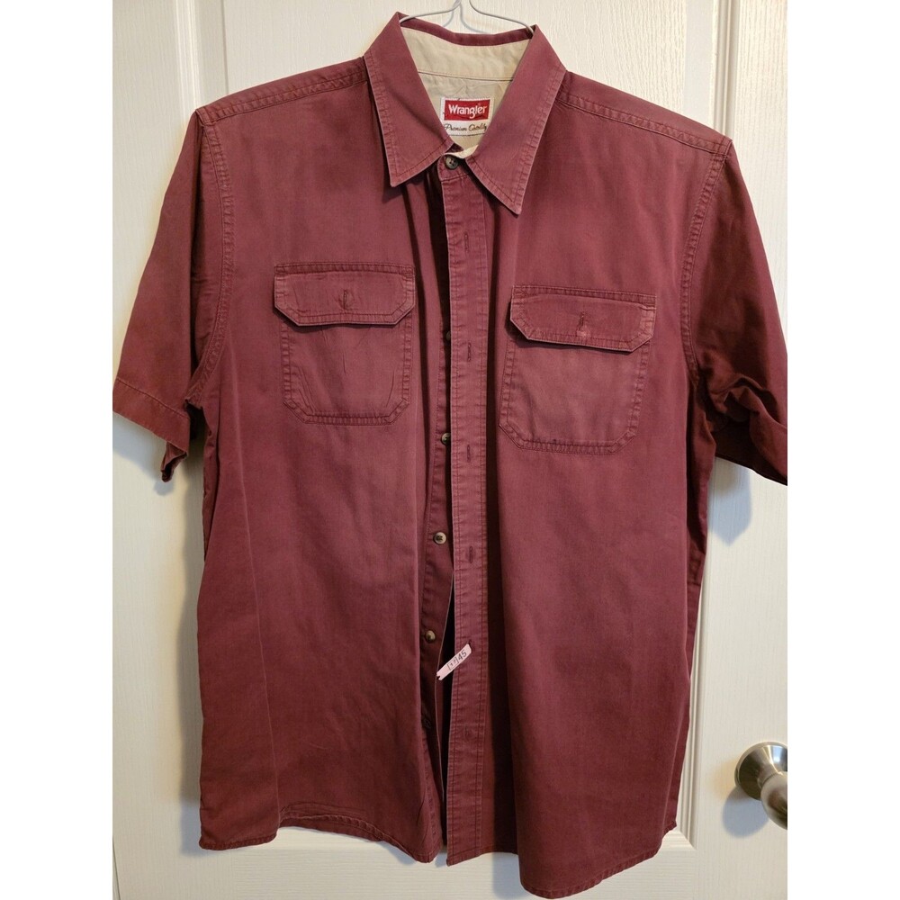 Vintage burgundy Wrangler flex-comfort button-up short sleeve sz Large (263)